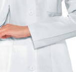 Dettaglio Manica del Casacca Da Donna Cotone Manica Lunga Bianco Per Estetista o Centro Medicale Spa